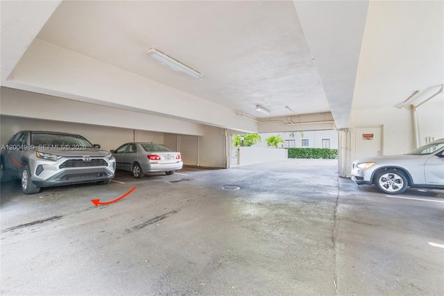 234 Antiquera Ave 9, Coral Gables, FL 33134