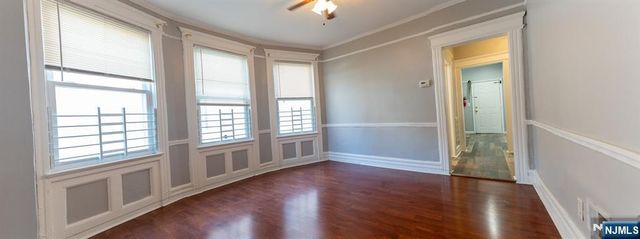 867 S 17th Street 1, Newark, NJ 07108