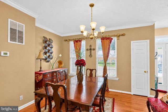 9106 HELMSLEY DR, Clinton, MD 20735