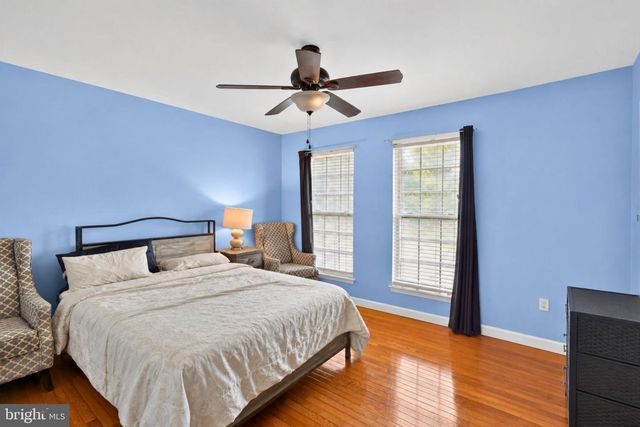 9106 HELMSLEY DR, Clinton, MD 20735