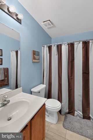 9106 HELMSLEY DR, Clinton, MD 20735