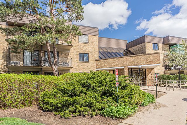 5600 ASTOR Lane 320, Rolling Meadows, IL 60008