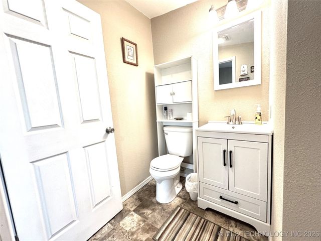 419121 E 1145 Road, Checotah, OK 74426