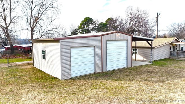 419121 E 1145 Road, Checotah, OK 74426