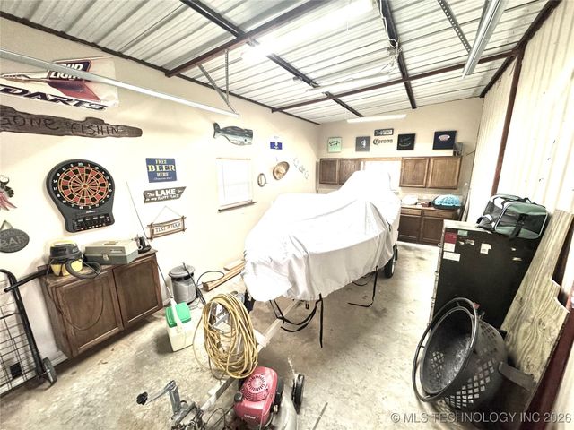 419121 E 1145 Road, Checotah, OK 74426