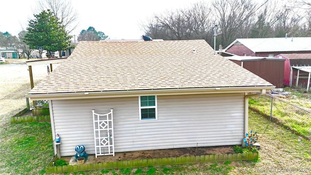 419121 E 1145 Road, Checotah, OK 74426