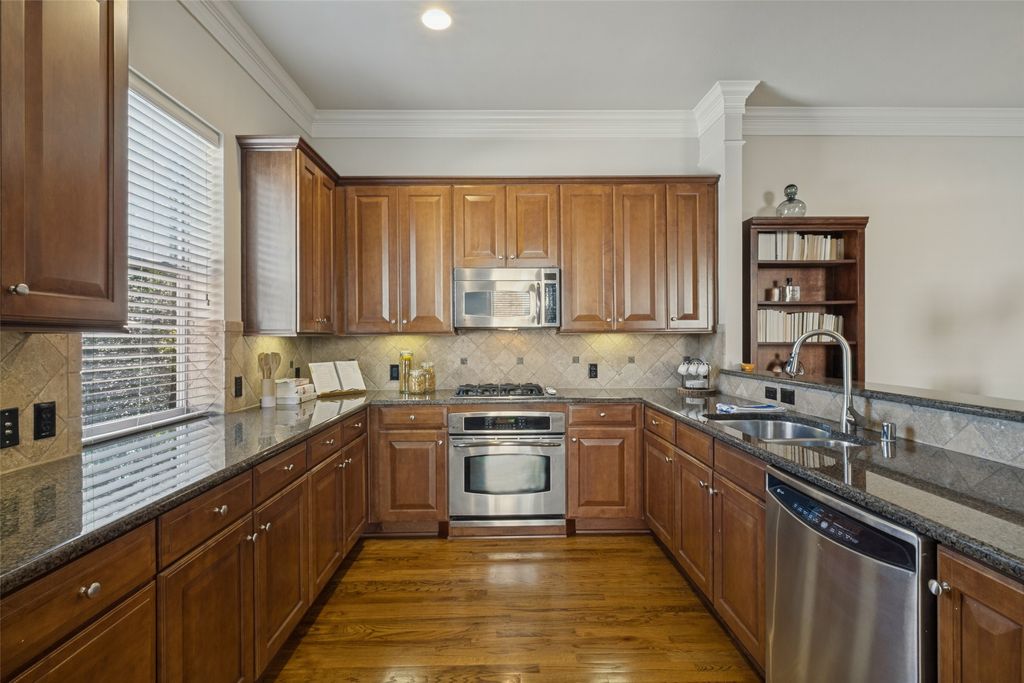 3704 Wycliff Avenue 7, Dallas, TX 75219
