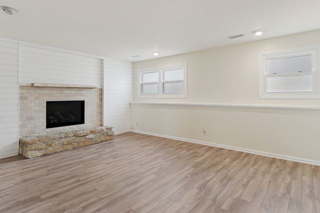 103 Richter Road, Batavia, IL 60510