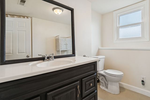 103 Richter Road, Batavia, IL 60510