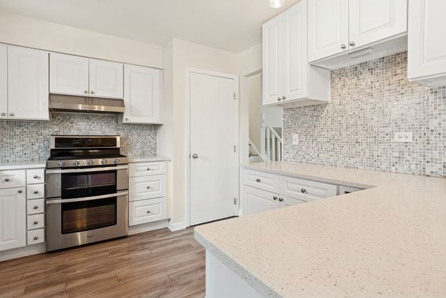 103 Richter Road, Batavia, IL 60510