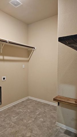 6613 Hall of Fame, Midland, TX 79706