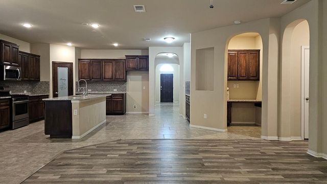 6613 Hall of Fame, Midland, TX 79706