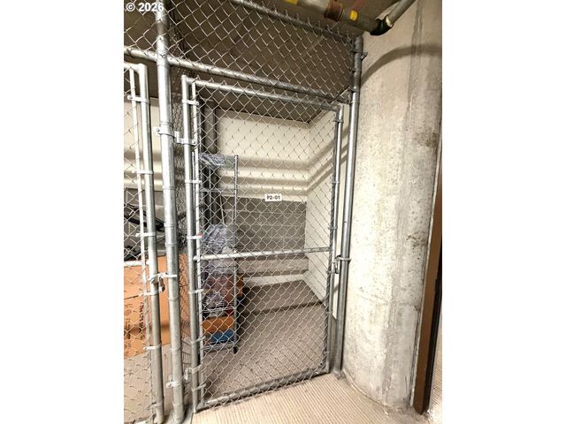 1926 W BURNSIDE St 807, Portland, OR 97209