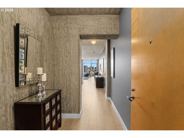 1926 W BURNSIDE St 807, Portland, OR 97209
