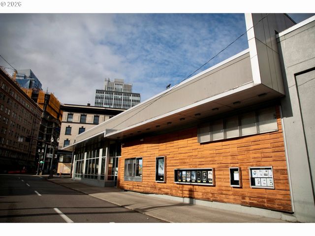 1926 W BURNSIDE St 807, Portland, OR 97209
