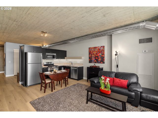1926 W BURNSIDE St 807, Portland, OR 97209