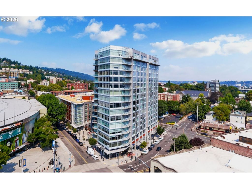 1926 W BURNSIDE St 807, Portland, OR 97209