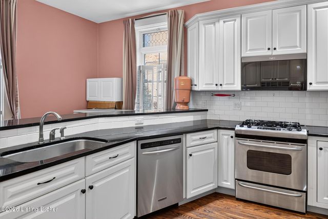 712 E Main St, Madison, IN 47250