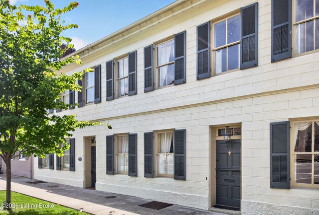712 E Main St, Madison, IN 47250