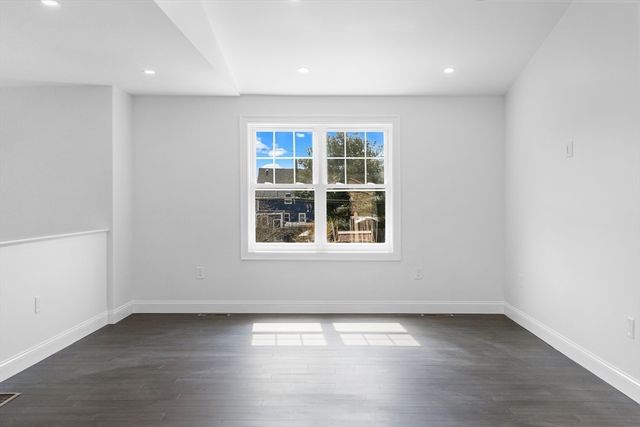 15 Jean Street, Acushnet, MA 02743
