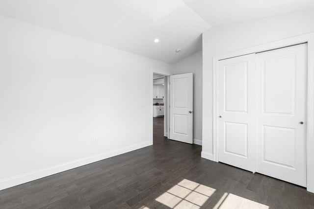 15 Jean Street, Acushnet, MA 02743