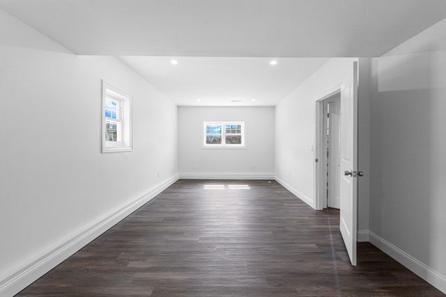 15 Jean Street, Acushnet, MA 02743