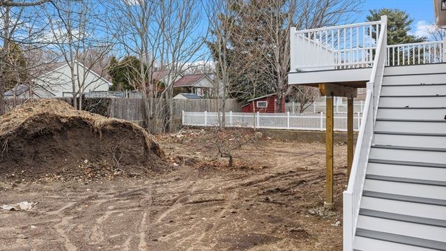 15 Jean Street, Acushnet, MA 02743
