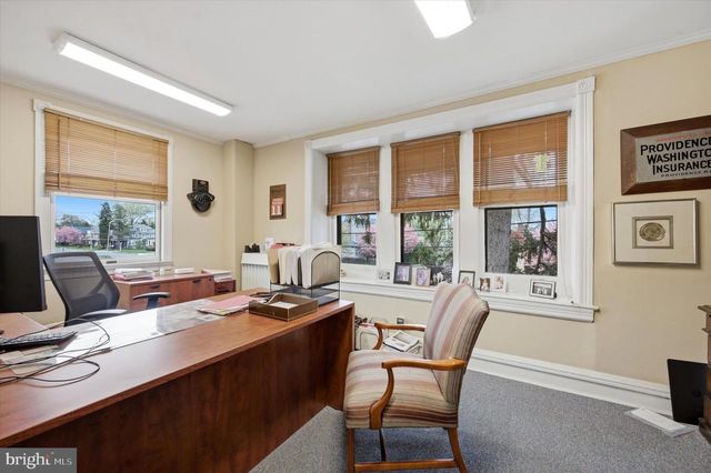 502 DARBY RD, Havertown, PA 19083