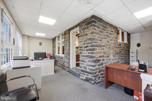 502 DARBY RD, Havertown, PA 19083