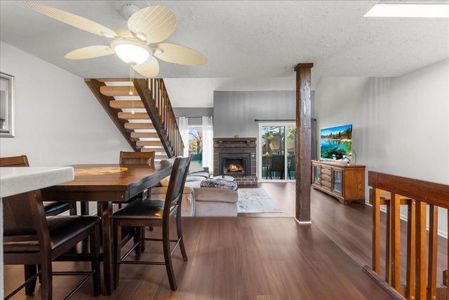 671 Davis Road, League City, TX 77573