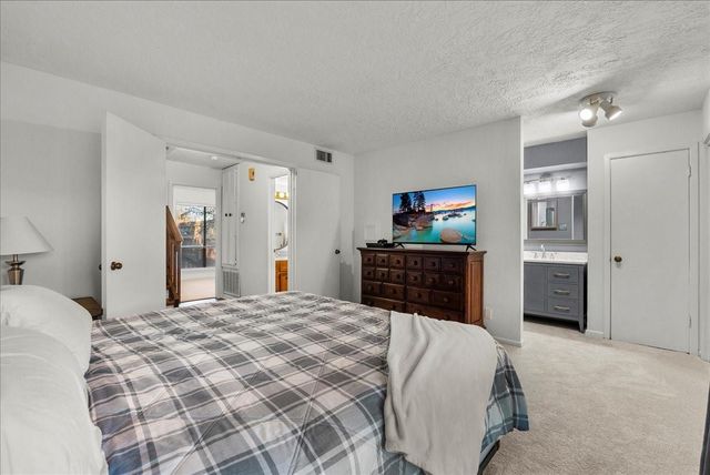 671 Davis Road, League City, TX 77573