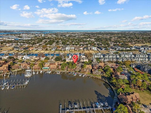 671 Davis Road, League City, TX 77573