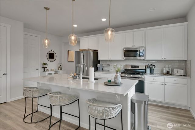 17628 127th Avenue E, Puyallup, WA 98374