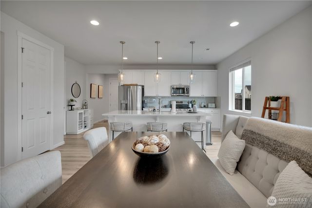 17628 127th Avenue E, Puyallup, WA 98374