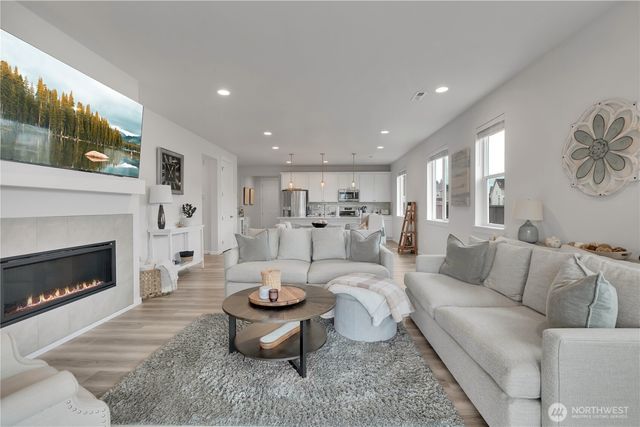 17628 127th Avenue E, Puyallup, WA 98374