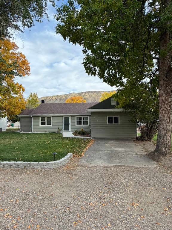 609 Front Street, Fort Benton, MT 59442 photo 2