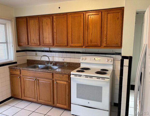 1219 Esquire Drive, Bellefontaine Nghbrs, MO 63137