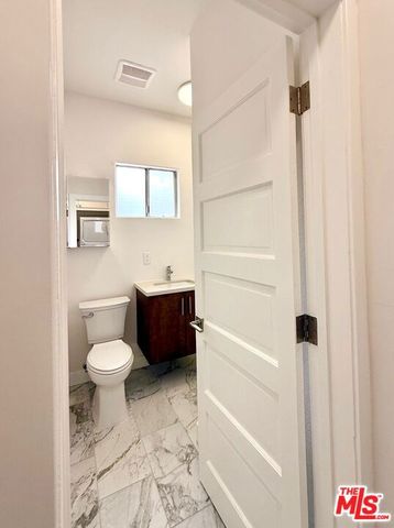 224 S kenilworth Street, Glendale, CA 91204