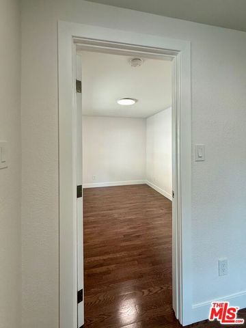 224 S kenilworth Street, Glendale, CA 91204