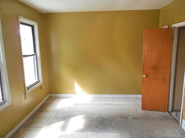 25-53 McIntosh Street, East Elmhurst, NY 11369