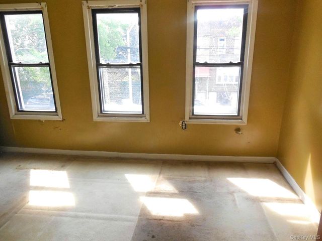 25-53 McIntosh Street, East Elmhurst, NY 11369