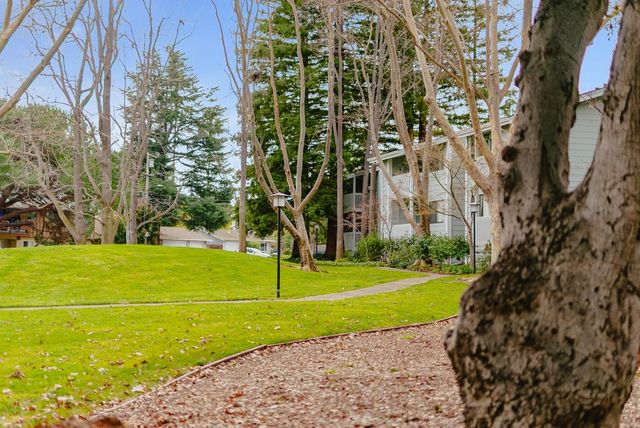 938 Clark Avenue 50, Mountain View, CA 94040