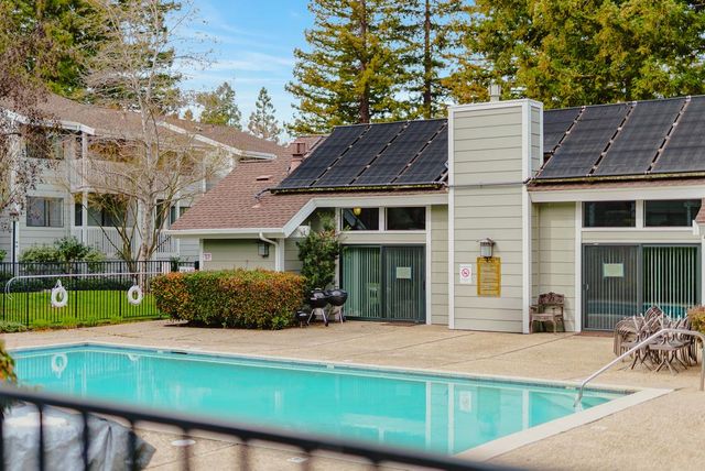 938 Clark Avenue 50, Mountain View, CA 94040