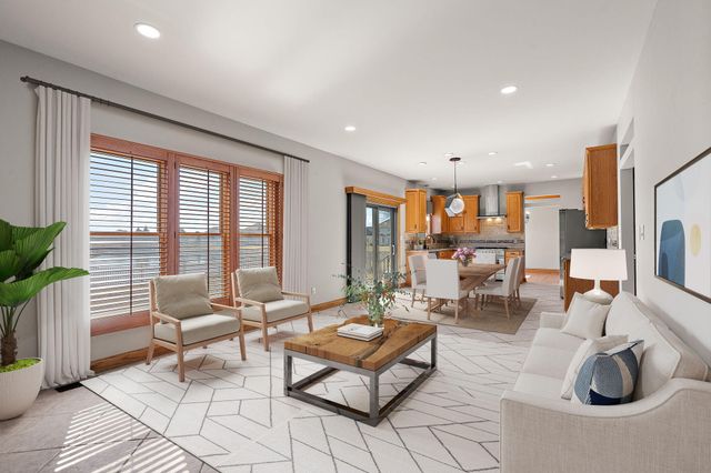 116 Salisbury Drive, Munster, IN 46321