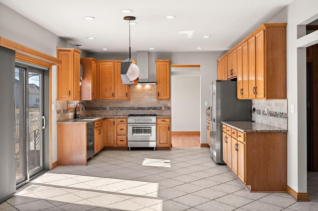 116 Salisbury Drive, Munster, IN 46321