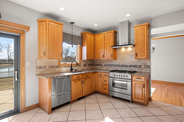 116 Salisbury Drive, Munster, IN 46321