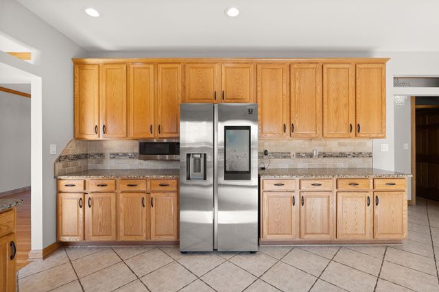 116 Salisbury Drive, Munster, IN 46321