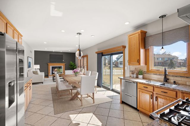 116 Salisbury Drive, Munster, IN 46321