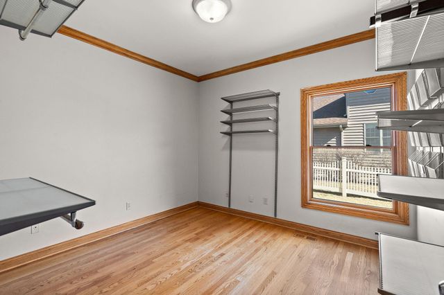 116 Salisbury Drive, Munster, IN 46321