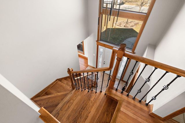 116 Salisbury Drive, Munster, IN 46321